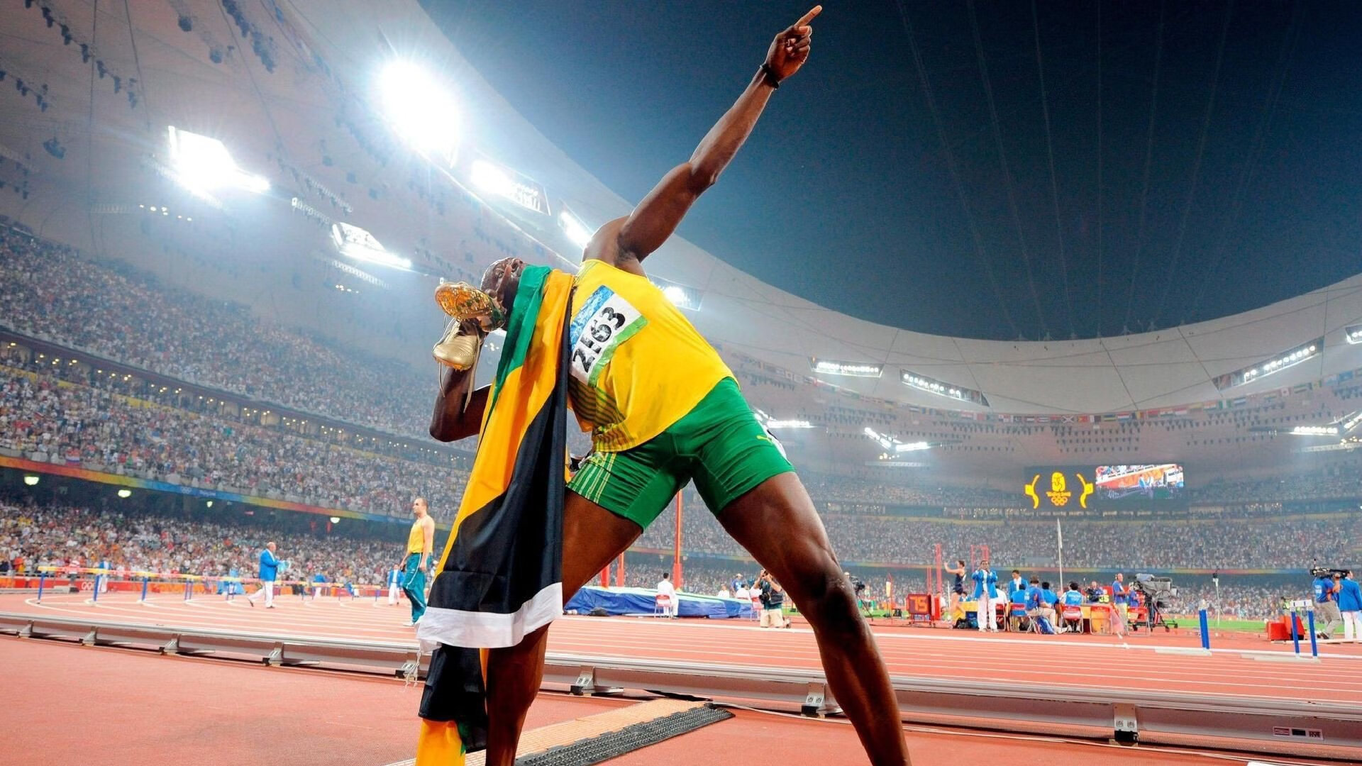 运动员健康：比赛期间的科学饮食与锻炼，运动员比赛当天饮食注意事项